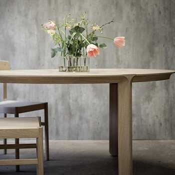 Runt matbord 140 cm  vitpigmenterad  ek Amor Mavis 