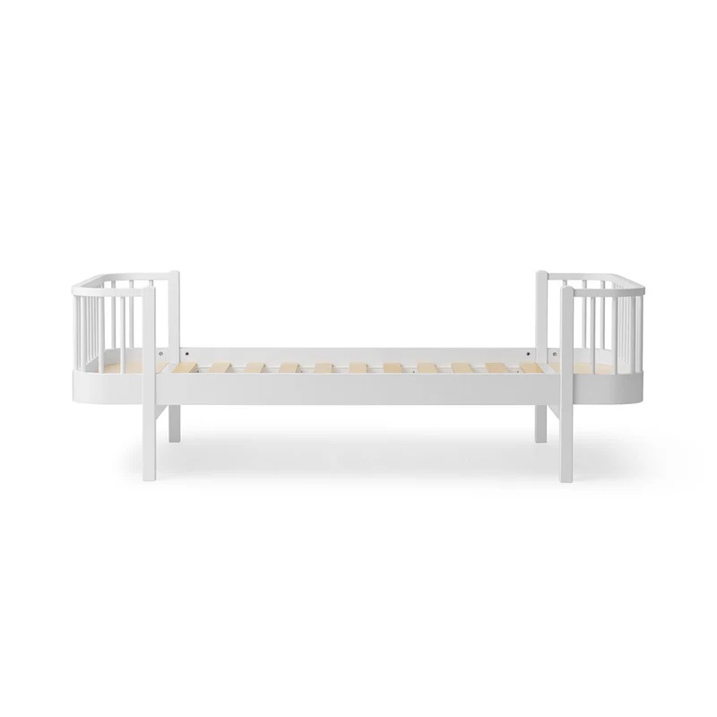 Säng Wood Collection vit Oliver Furniture 