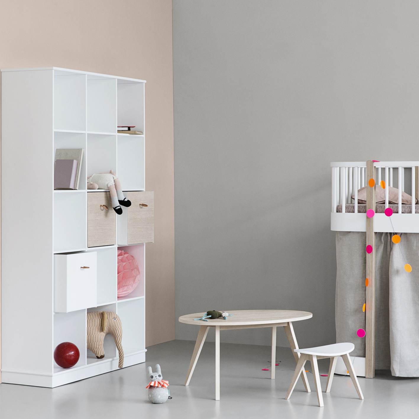 Barnstol PingPong Wood vit/ek Oliver Furniture  - 8