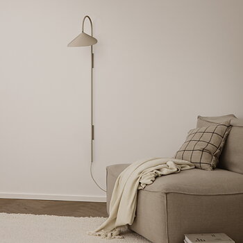 Arum Tall Wall Lamp Hög vägglampa Cashmere