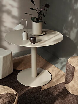 Matbord Pond Cashmere ferm LIVING