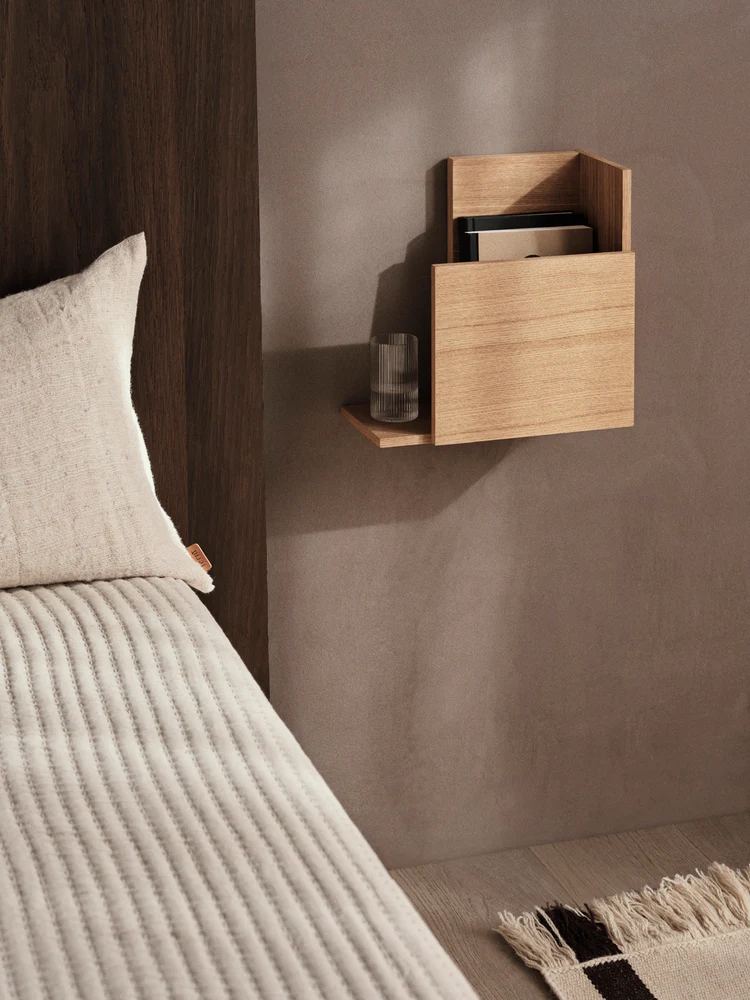 Vägghylla Stagger Square oljad ek ferm LIVING - 2