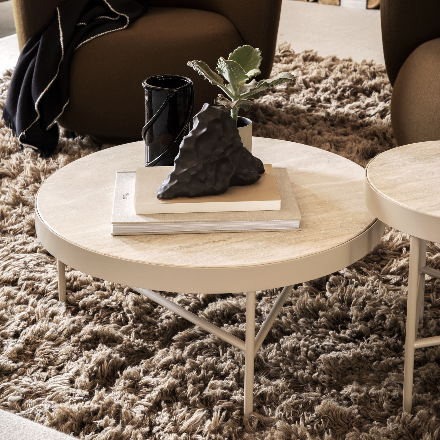 Travertine Table Medium Cashmere Ferm Living - 3