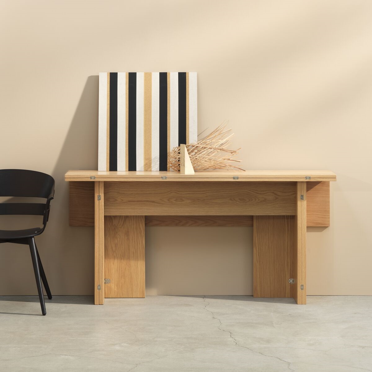 Flip table ek Design House - 4