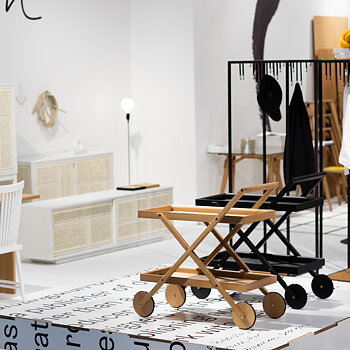 Exit Trolley ek Design House 