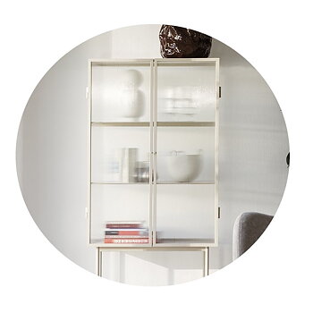 Haze vitrinskåp  Cashmere, Ferm Living