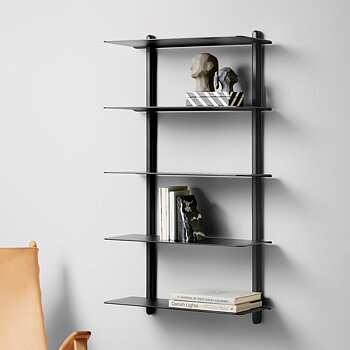 Vägghylla Nivo shelf Large E svart Gejst