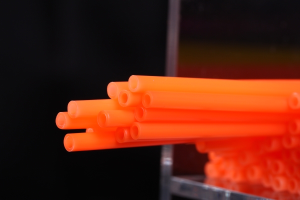 Medium Soft 1,8mm  FL. Orange/Milky