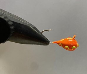 "Pricken" Volfram Mormyska 7mm 4,4g  Orange/Gul/Röd