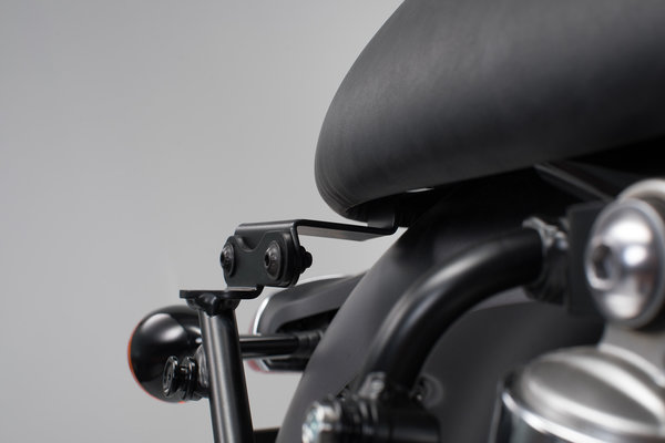 Adapter for SLC side carrier left, Bonneville T100/120 (16- - 2