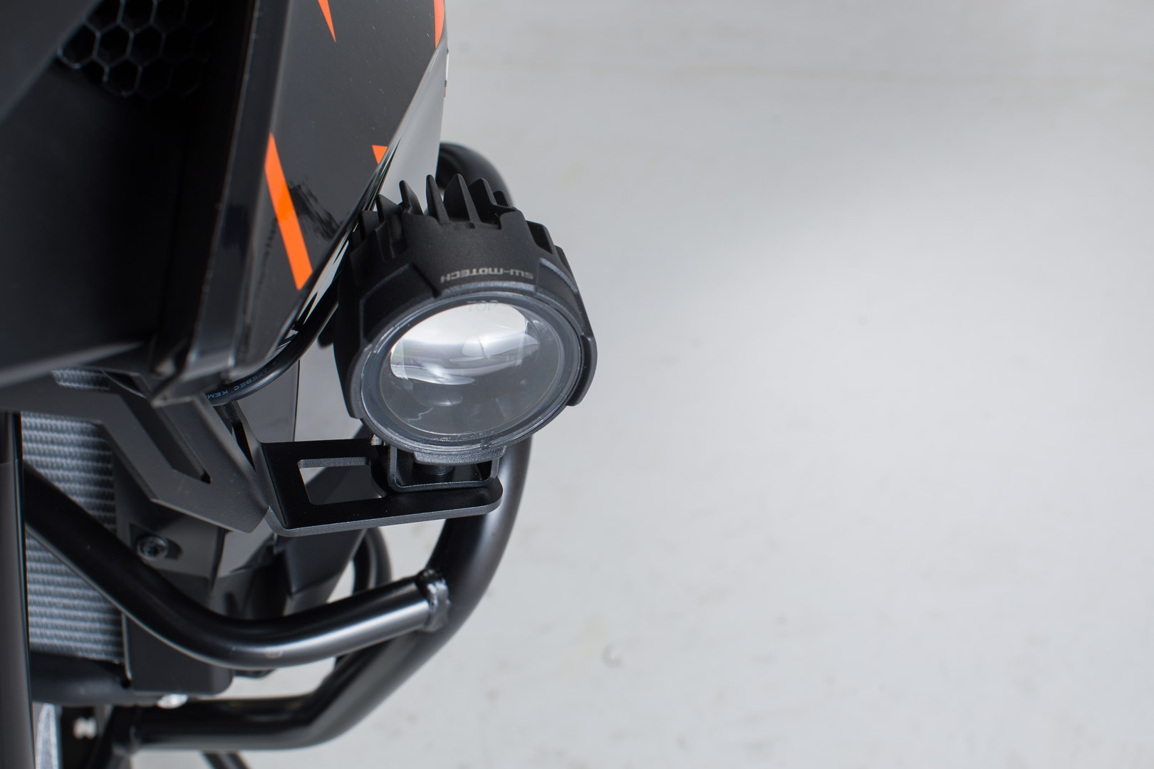 Light mounts - 4