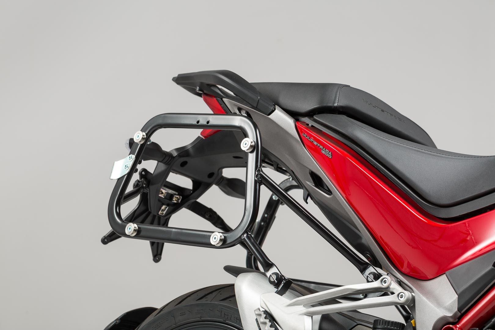 EVO side carriers