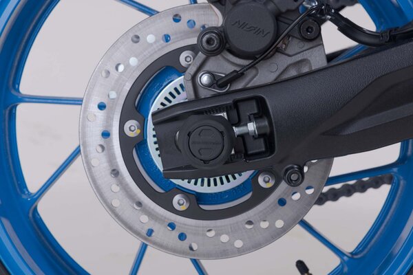 Rear axle crash pad kit. Suzuki GSX-8S (22-24) GSX-8 T - 3