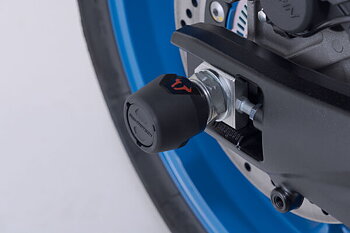 Rear axle crash pad kit. Suzuki GSX-8S (22-24) GSX-8 T