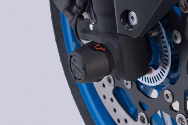 Slider set for front axle. Suzuki GSX-8S (22-24). - 3