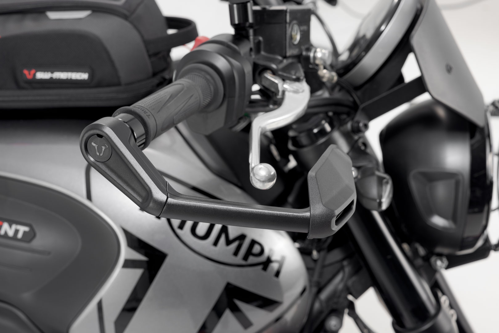 Lever guards with wind protection - 5