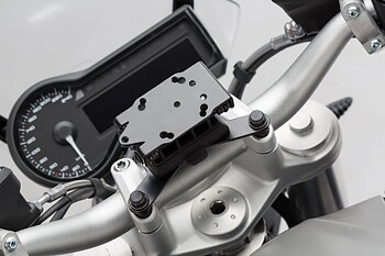 GPS mount for handlebar