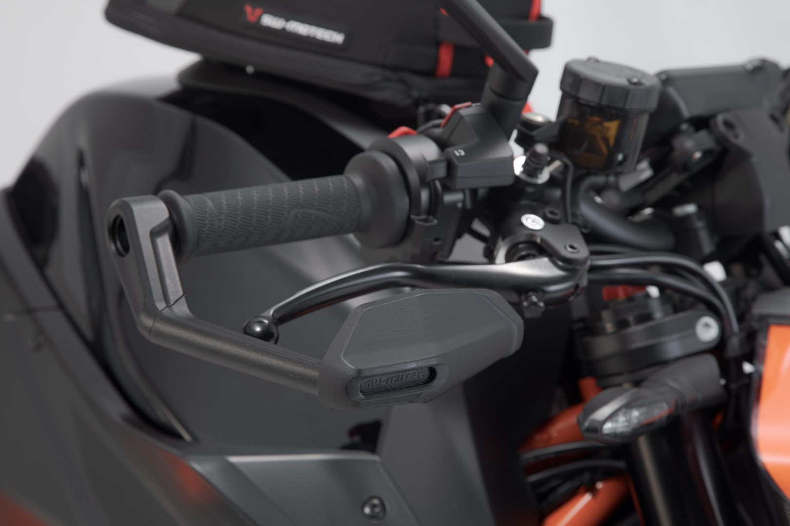 Lever guards with wind protection - 5