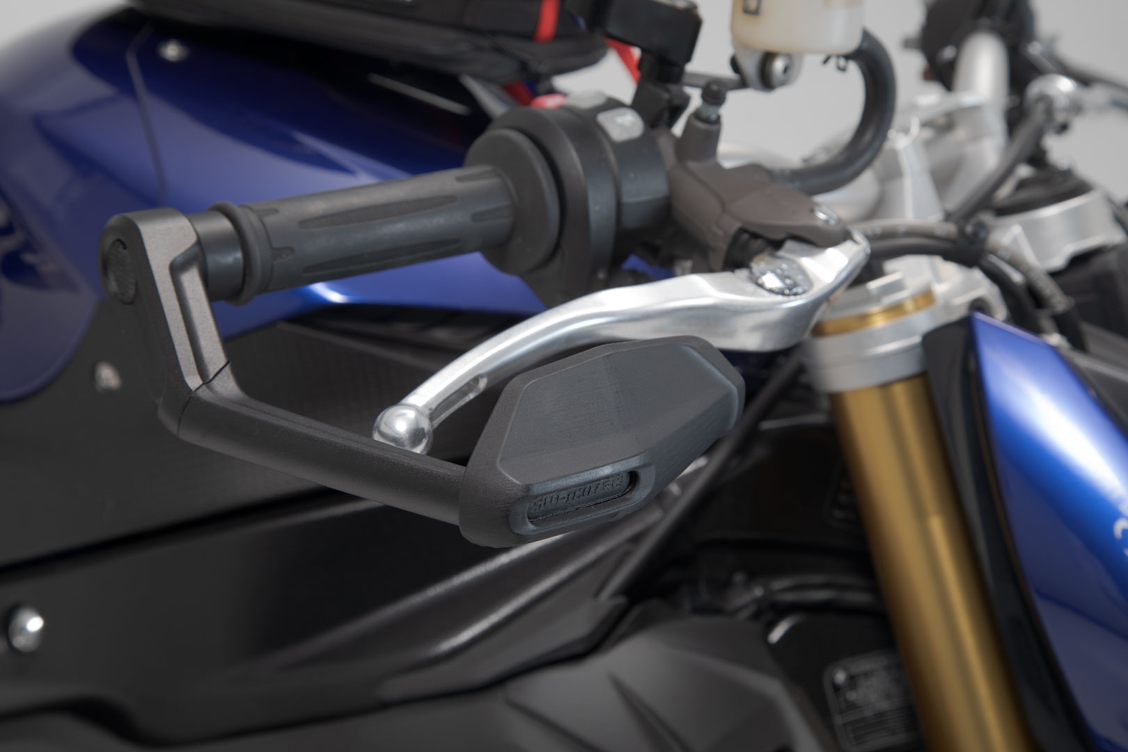 Lever guards with wind protection - 4