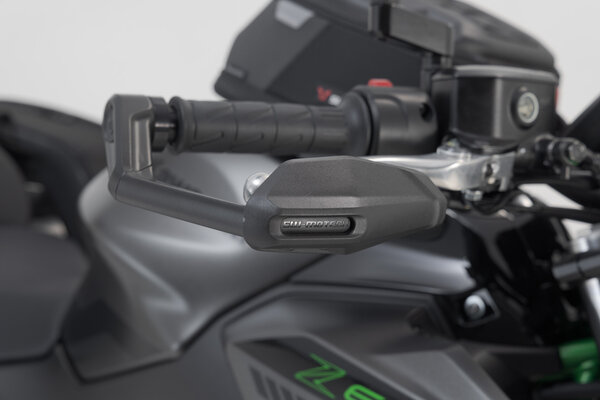 Lever guards with wind protection. Kawasaki Z 650 ER650SA2 (22-24). - 3