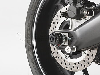 Slider set for rear axle