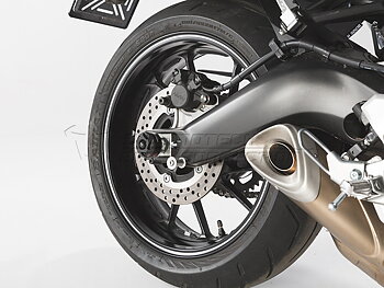 Slider set for rear axle