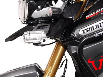 Light mounts