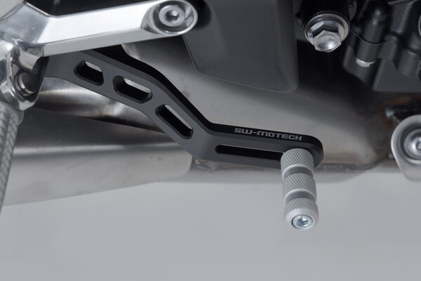 Brake pedal. Triumph Trident 660  (21-24) - 4