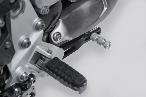 Brake pedal. BMW F 800 GS  (23-26). - 3