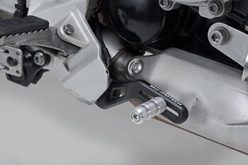 Brake pedal. BMW F 800 GS  (23-26).