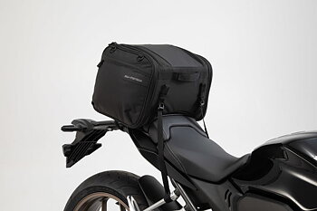 ION M tail bag 26-36 l. Black. 600D Polyester / Soft-Vinyl