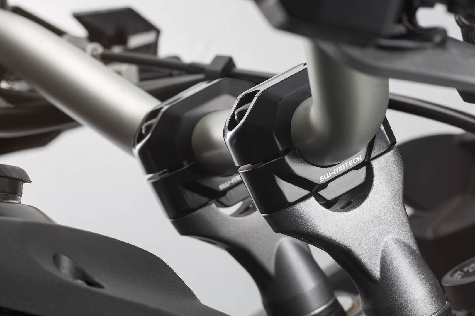 Bar riser for  22 mm handlebar - 2