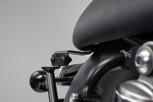 Adapter for SLC side carrier right