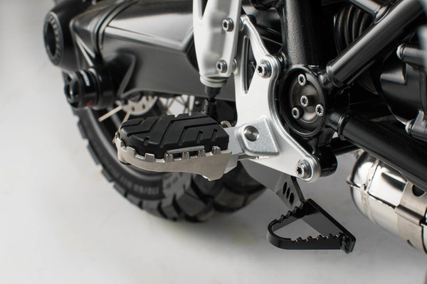 ION footrest kit