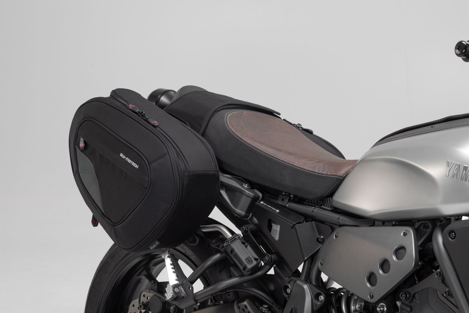 BLAZE H saddlebag set
