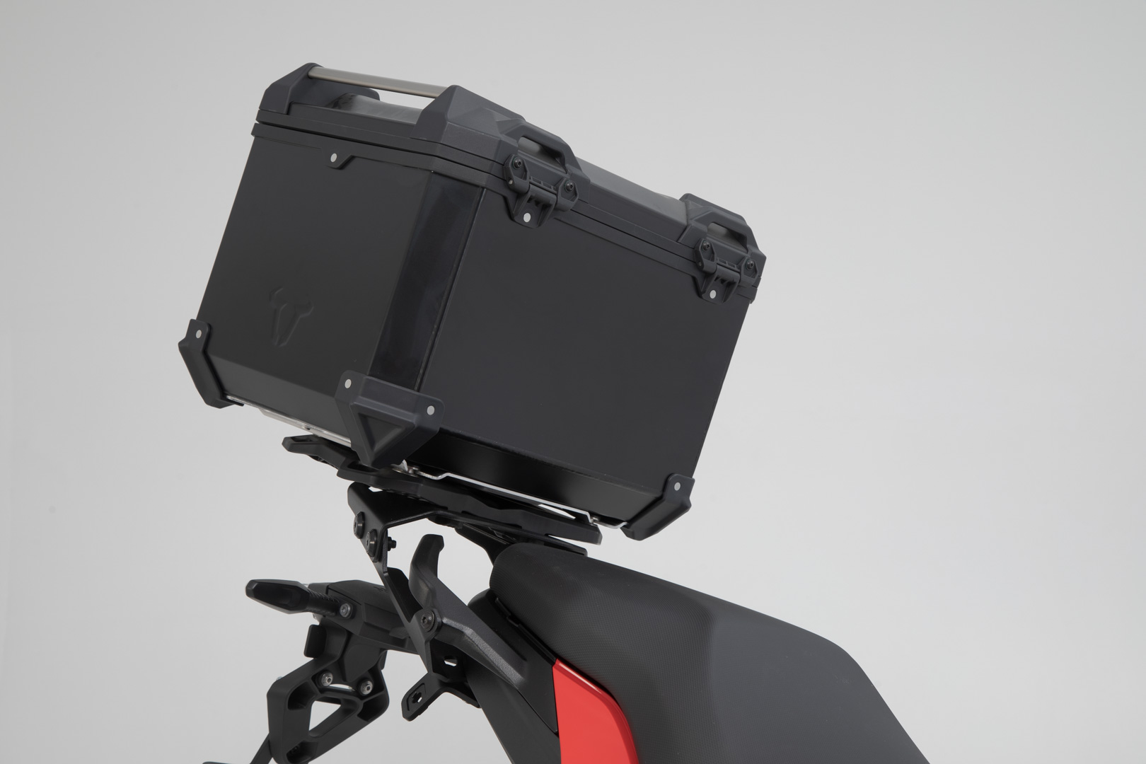 TRAX ADV top case system. Black. BMW F 900 R / XR  - 9