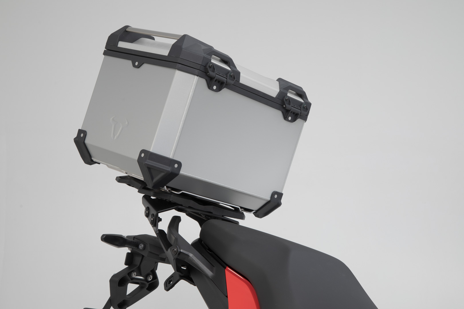 TRAX ADV top case system silver. BMW F 900 R / XR  - 9