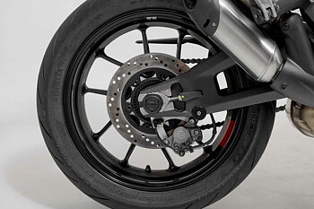 Slider set for rear axle