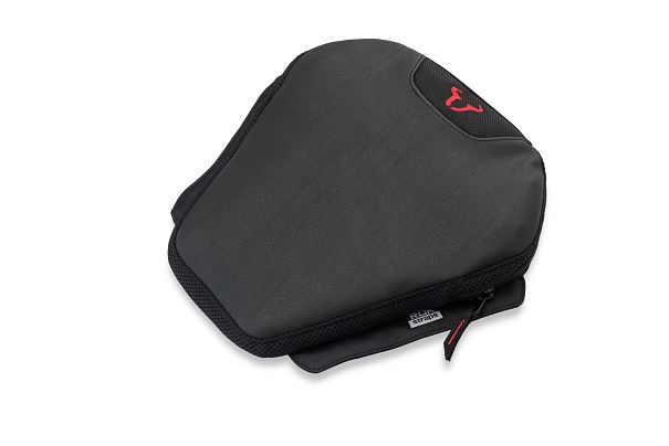 TRAVELLER RIDER cushion