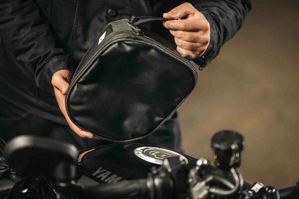 Legend Gear magnetic tank bag LT3.  - 2