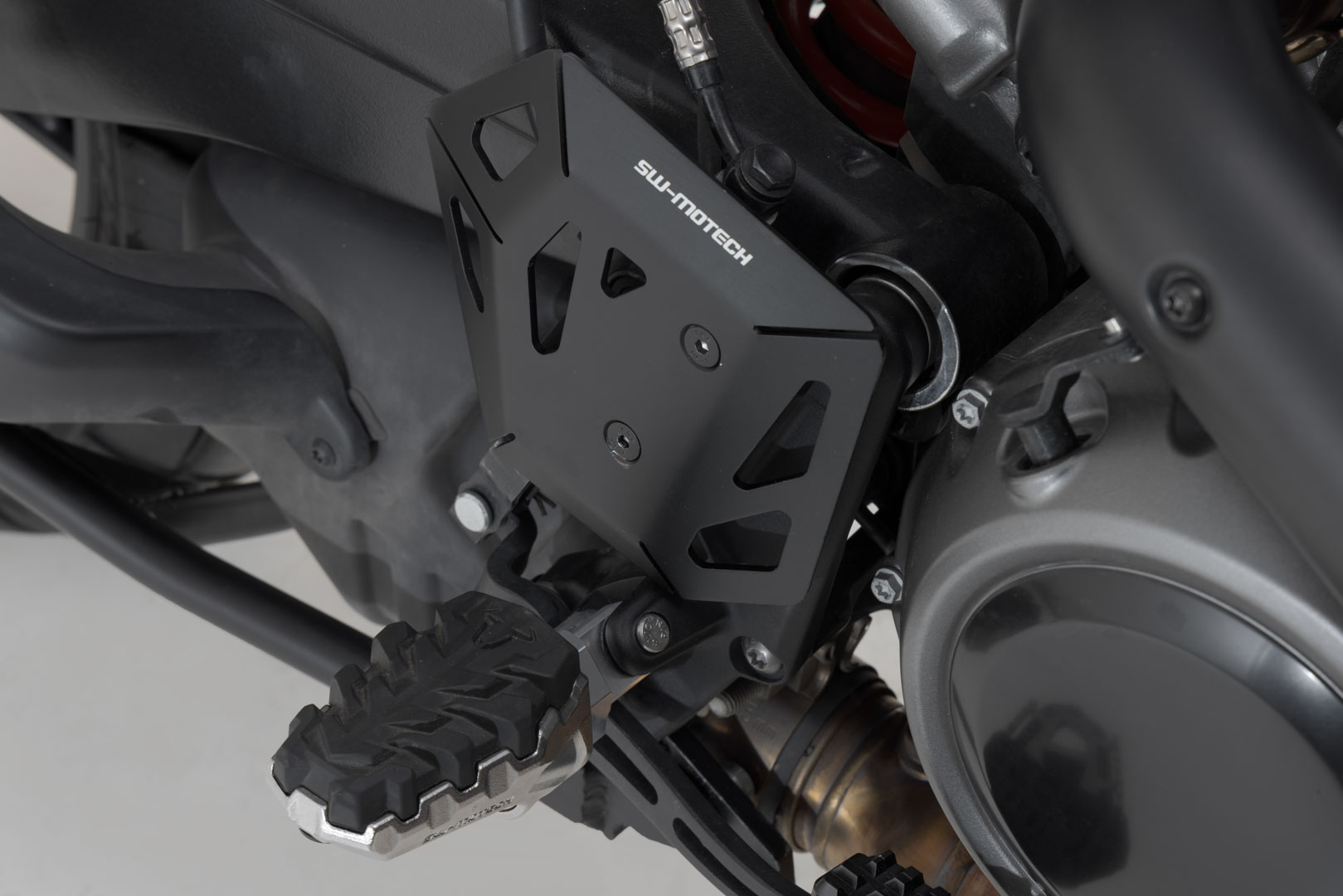 Brake cylinder guard - 3