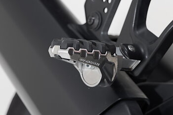 EVO passenger footrest kit