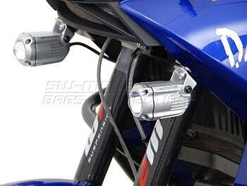 Light mounts