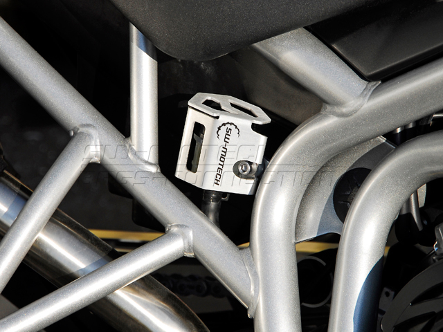 Brake reservoir guard
