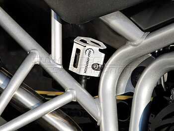 Brake reservoir guard