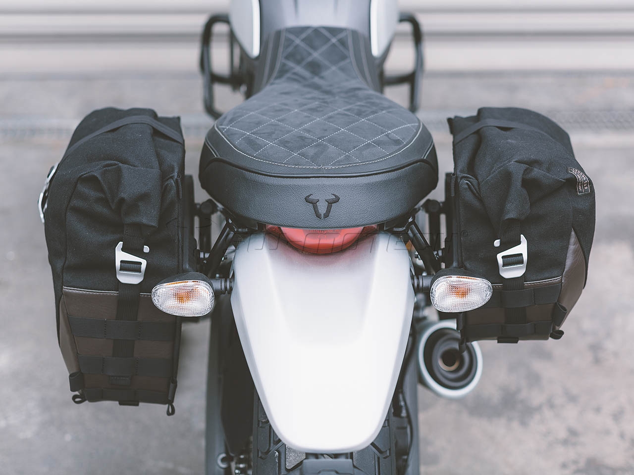 Legend Gear side bag system LC