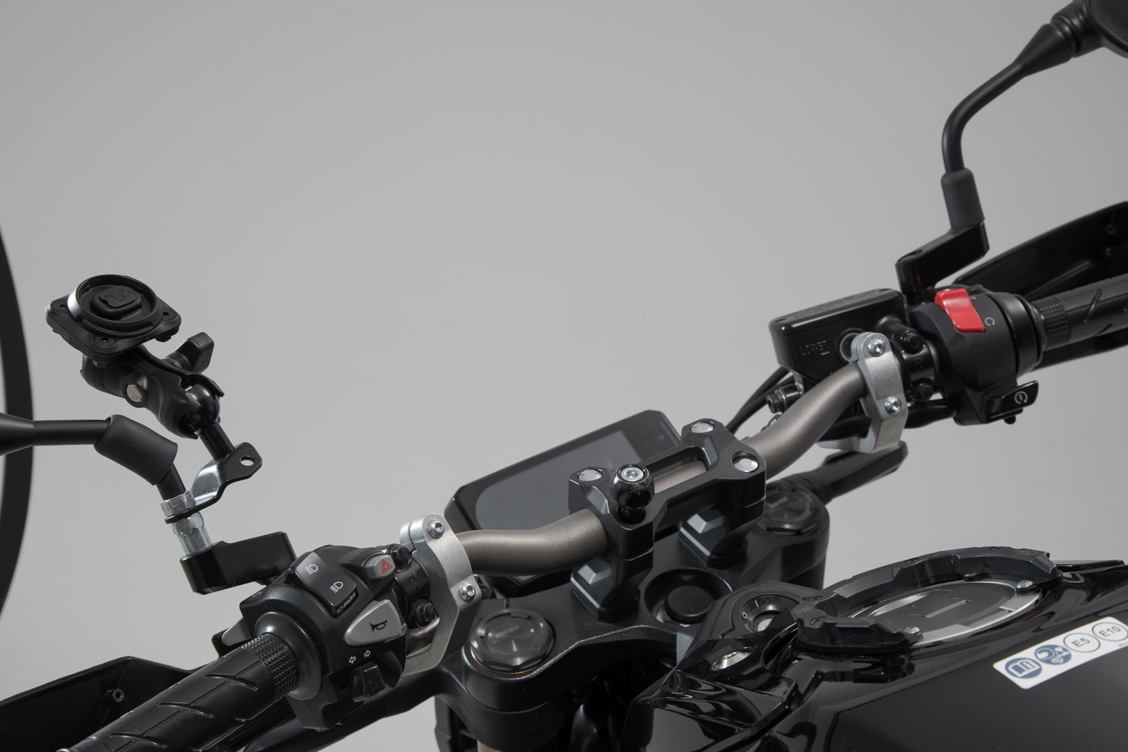 Universal GPS mount kit with T-Lock - 4