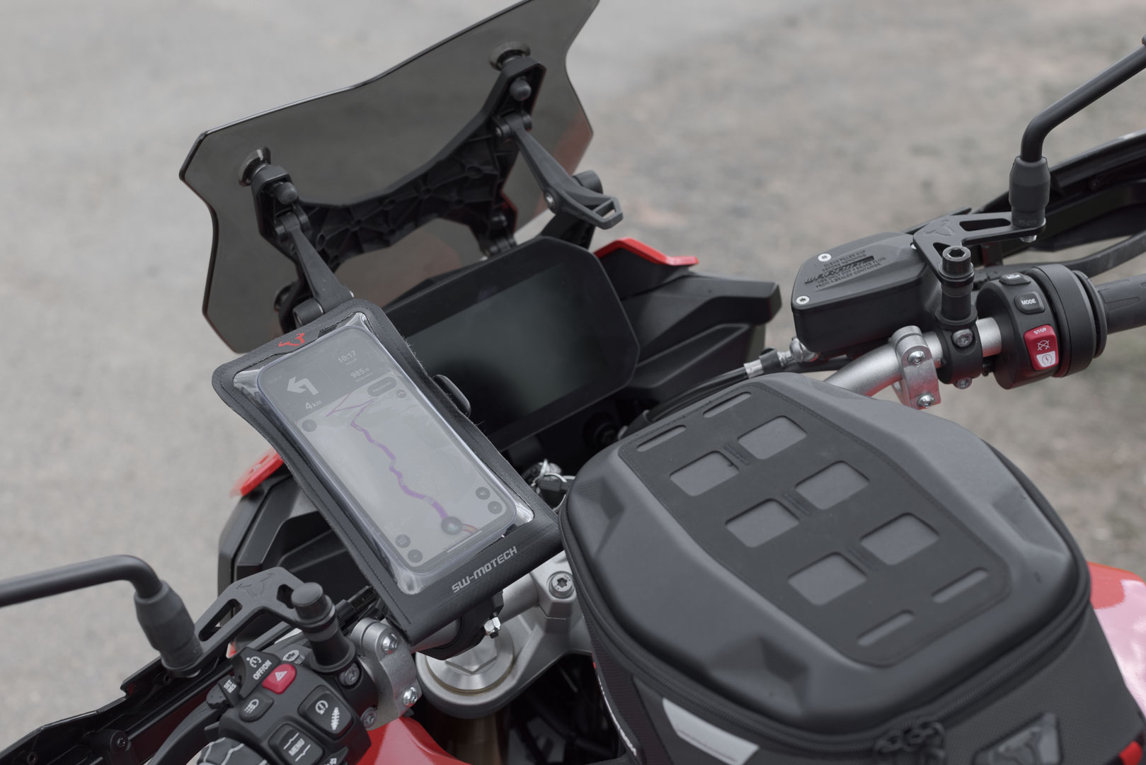 Universal GPS mount kit with Smartphone Drybag - 5