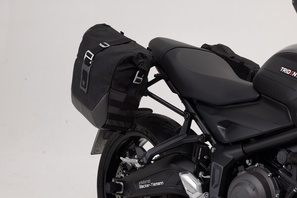Legend Gear side bag system LC. Triumph Trident 660 (21- - 5