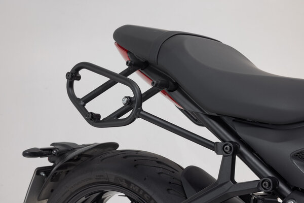 SLC side carrier left. Triumph Trident 660 (21- - 3